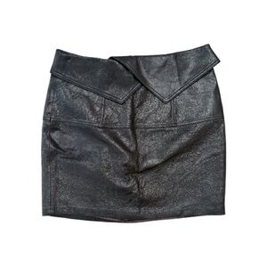 Chrissy Teigen x Revolve Elegant Black Leather Skirt size M